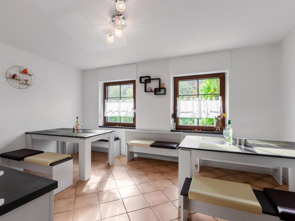 Serene Holiday Home In Nehren With A Beautiful Garden מראה חיצוני תמונה